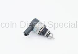 GM - GM OEM Fuel Injection Valve (FPR#2) (2011-2016)
