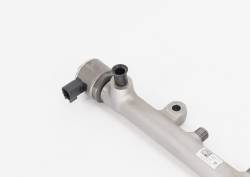 GM - GM OEM L5P Drivers Side Fuel Rail (2017-2023) - Image 2