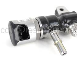 GM - GM OEM LM2 3.0L Fuel Rail (2020-2022) - Image 5